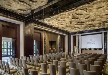 Four Seasons Hangzhou at West Lake - 12