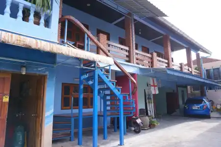 Martin's Swiss Guesthouse - 0