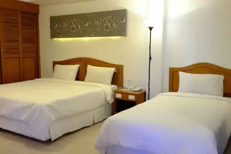 PJ Inn Pattaya - 35