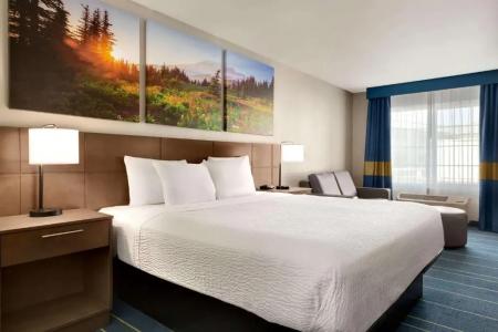 Days Inn & Suites by Wyndham Anaheim at Disneyland Park - 15