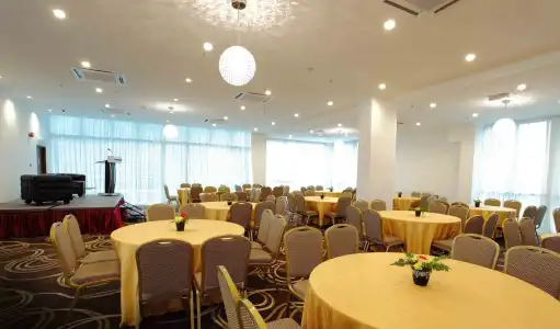 Symphony Suites - 12