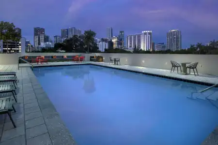 Tru by Hilton Miami West Brickell - 29