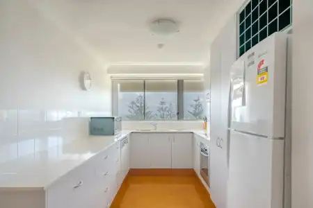 Cashelmara Beachfront Apartments - 77