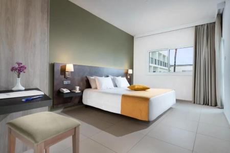 Mayfair  Gardens - 101