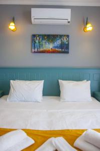 Room Room Motel - 9