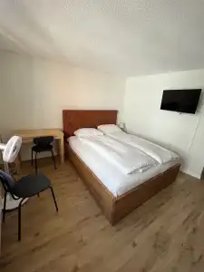 Statthotel - 76