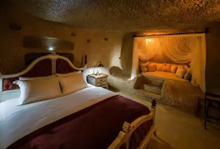 Maya Cave - 114