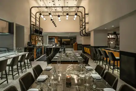 Grand Hyatt - 17