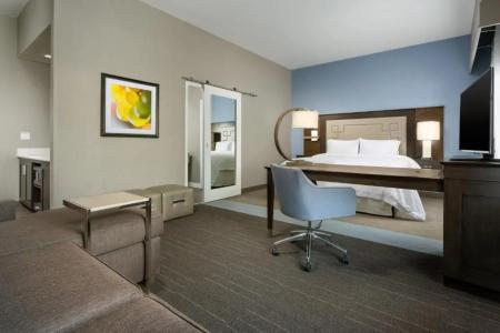 Hampton Inn & Suites Napa - 50