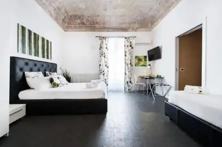 B&B White - 43