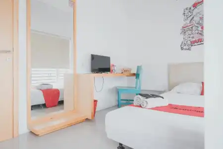 RedDoorz Plus @ Kapuk Business Park - 5