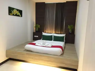 D Box Hostel - 2