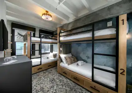 The Wayfarer Downtown LA, Tapestry Collection by Hilton - 2