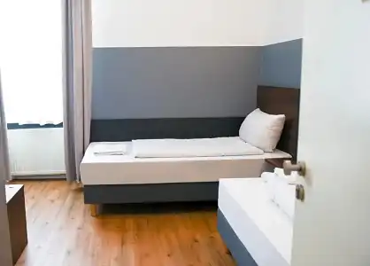 Apadana - 40