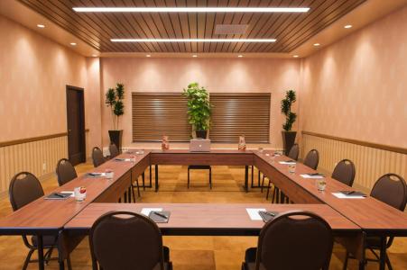 The Lakefront Anchorage - 23