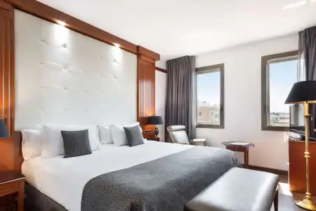 Best Western Premier CMC Girona - 87