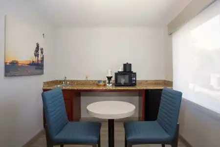 SureStay by Best Western Santa Monica - 19