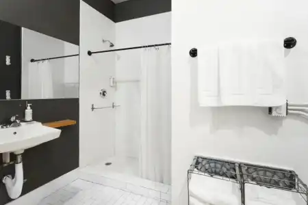 The Clyde Portland by Kasa Living - 9
