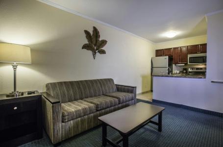 Sailport Waterfront Suites - 19
