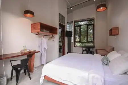 Denalee Villa - 18