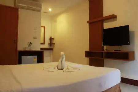 OYO 1046 Noppharat resort - 2