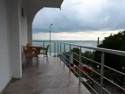 Rezo's House - 1
