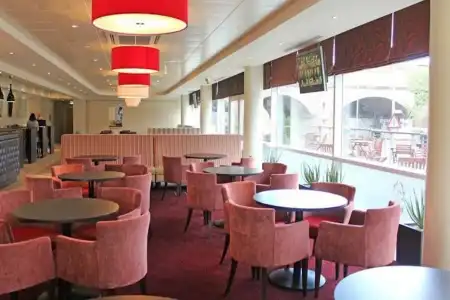 Holiday Inn Express Chester - Racecourse by IHG - 17
