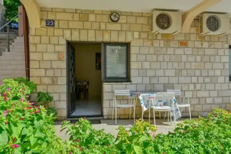 Apartments Srzentic - 63