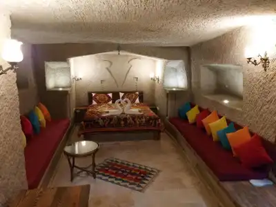Armesos Cave - 29