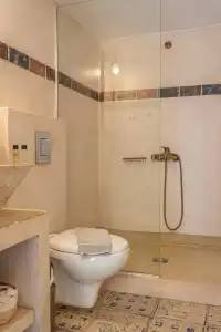 Pandora Suites - 72