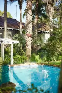 Emerald Inn - 12