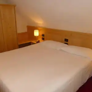 TH Corvara - Greif - 28