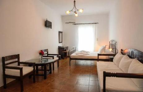 Yperia - 52