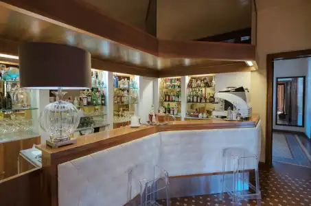 De la Ville - 25