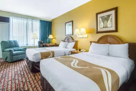 Rodeway Inn Clearwater - Central - 1