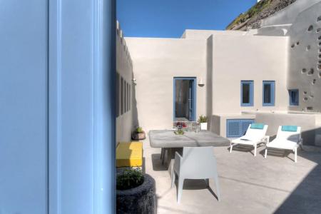 Luna Santorini Suites - 16