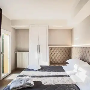 Cavour - 23