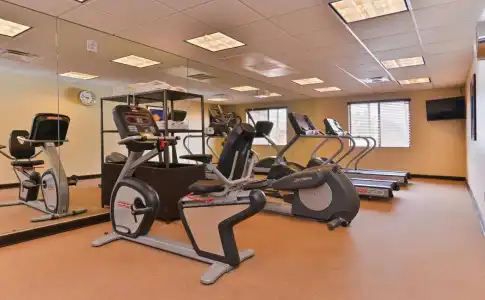Holiday Inn Express & Suites Indio - Coachella Valley by IHG - 16