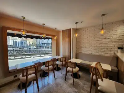 Taksim Landhouse - 16