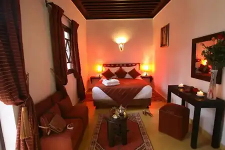 Riad Shaloma - 23