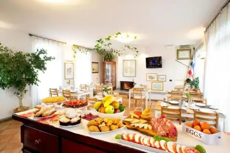 Ristorante Piccolo Chianti - 11