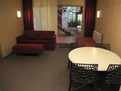Epsom Motel - 48