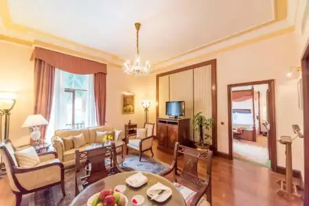 The Oberoi Grand Kolkata - 196