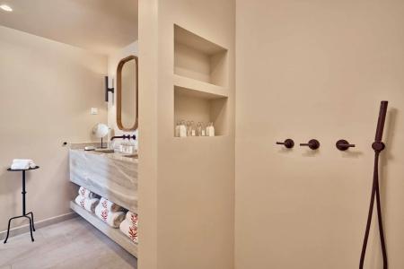 Mykonos Theoxenia Boutique - 155