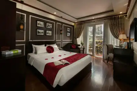 Hanoi Paradise 2 - 0