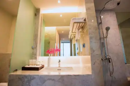 Balcony Seaside Sriracha & Serviced Apartments (SHA Extra Plus) - 249