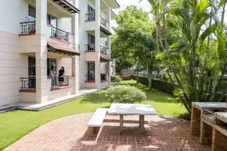 Diamond Westlake Suites - 128