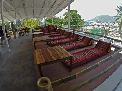 Neptune Hostel Guesthouse - 8