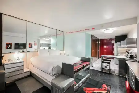 Beautiful Palms Place Suite - 497