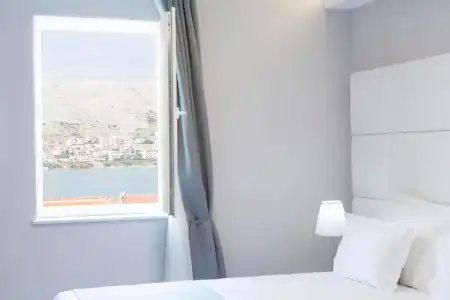 Intermezzo - 58